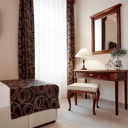 Schubert 4* Opatija