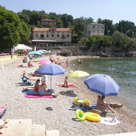 Schubert Hotel 4*