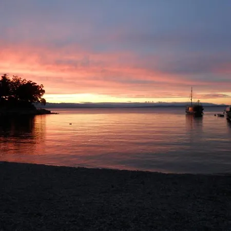 Schubert فندق 4*